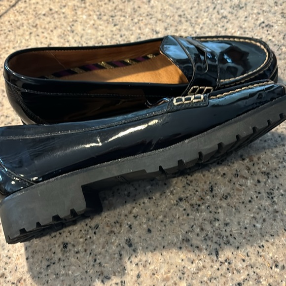 Black Sperry loafers size 8M. - Picture 2 of 7
